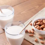 Benefici del latte di mandorle senza zucchero